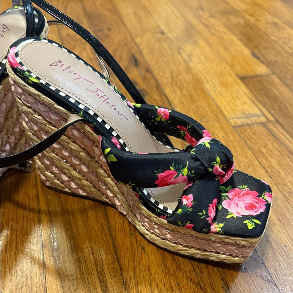 Betsey Johnson Black and Pink Floral Wedges - Picture 6 of 9